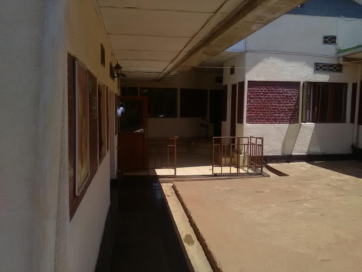 Gloria Motel Cyangugu ภายนอก รูปภาพ