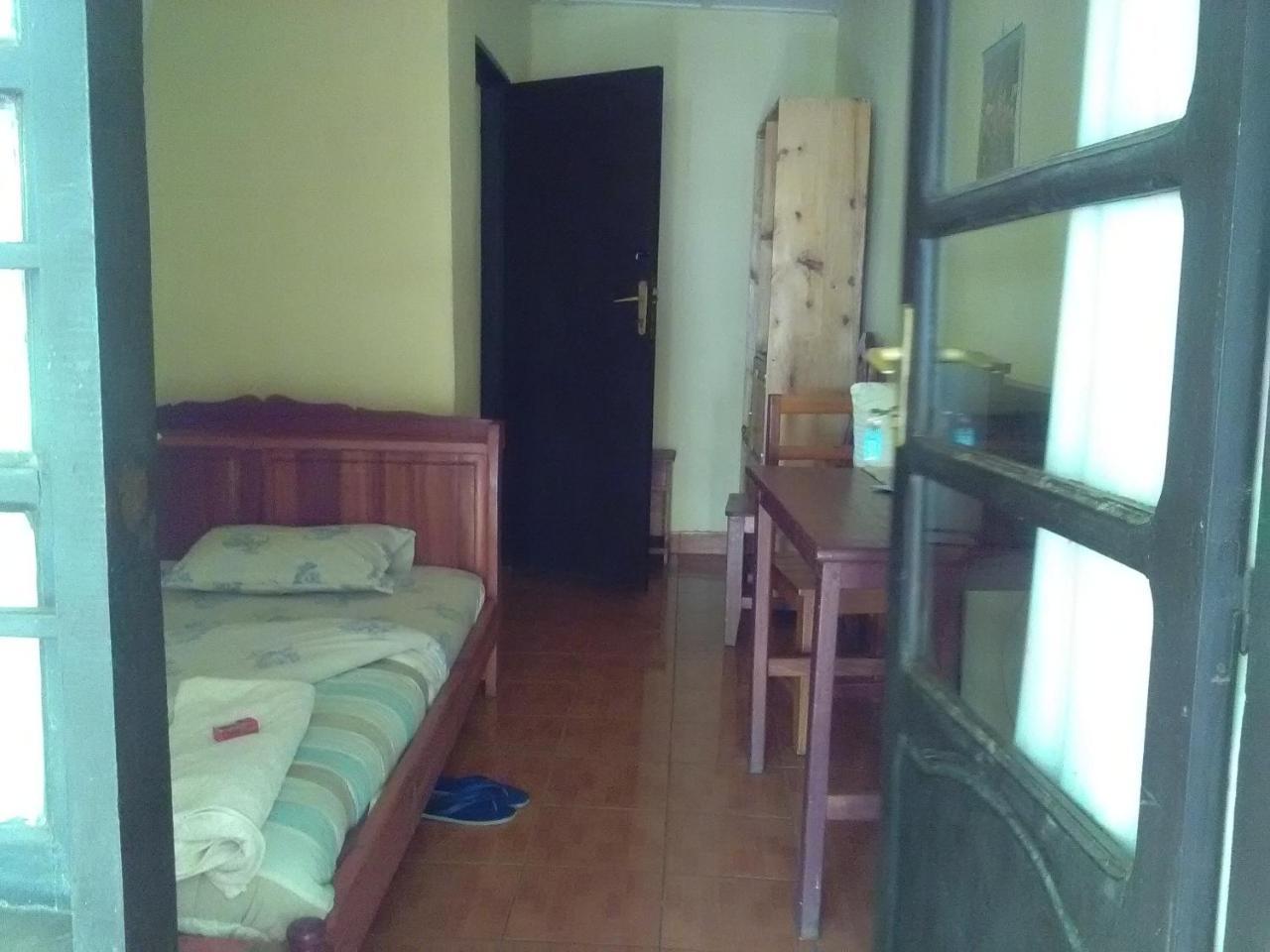 Gloria Motel Cyangugu ภายนอก รูปภาพ
