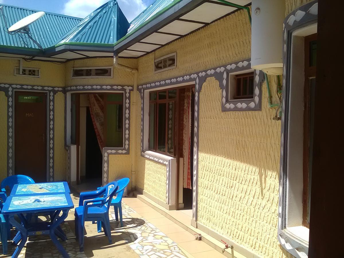 Gloria Motel Cyangugu ภายนอก รูปภาพ